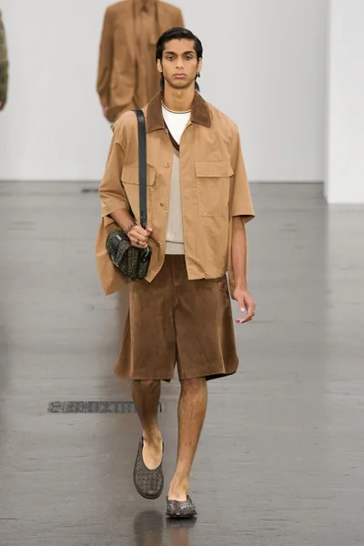 Look 31